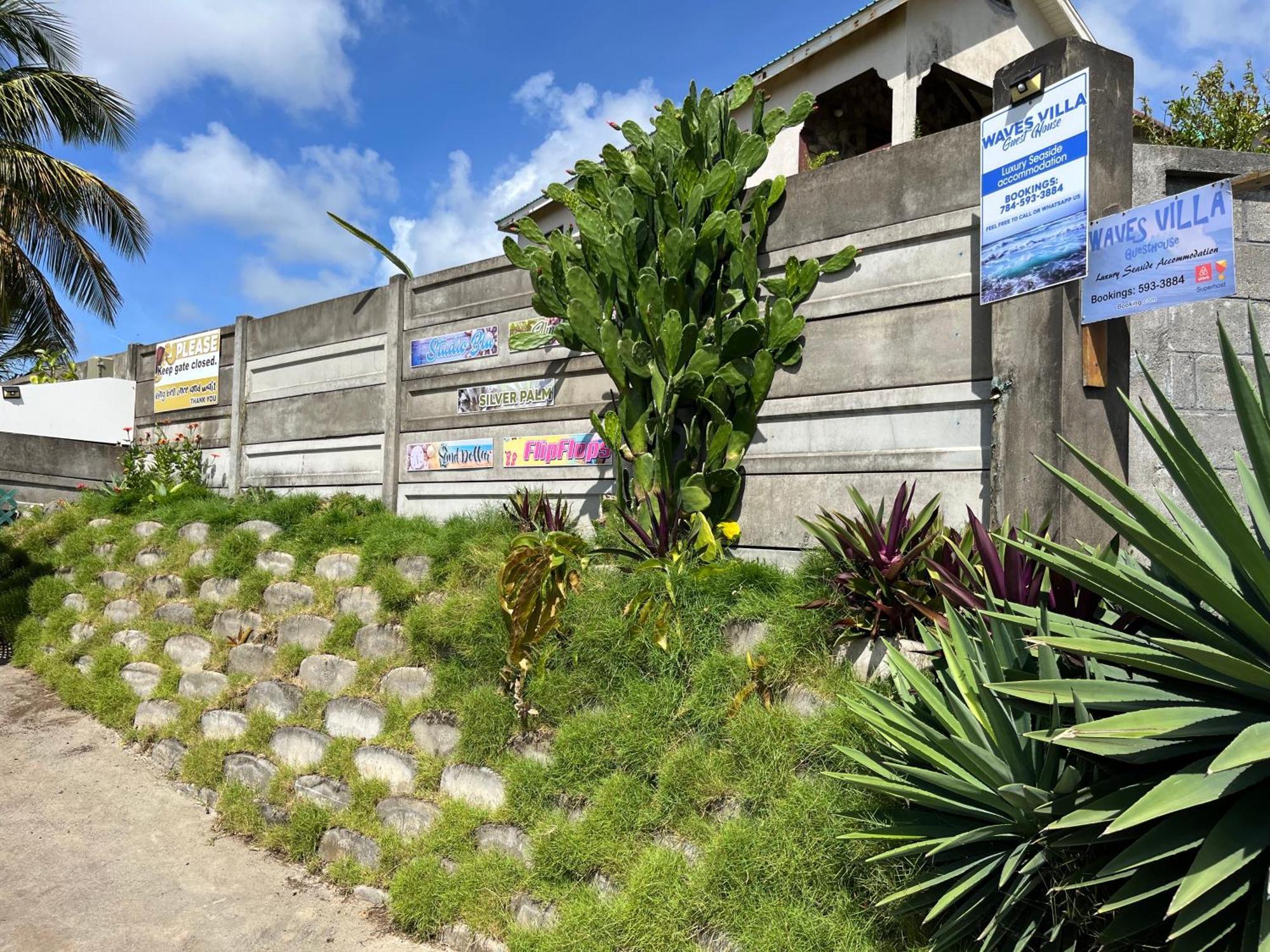 Studio Blu At Waves Villa Guesthouse Brighton Village Exterior photo